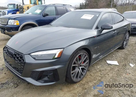 2025 Audi A5 Sportback Premium Plus 45 Tfsi S Line Quattro S Tronic z USA, uszkodzony, nr VIN WAUFACF5XSA016258